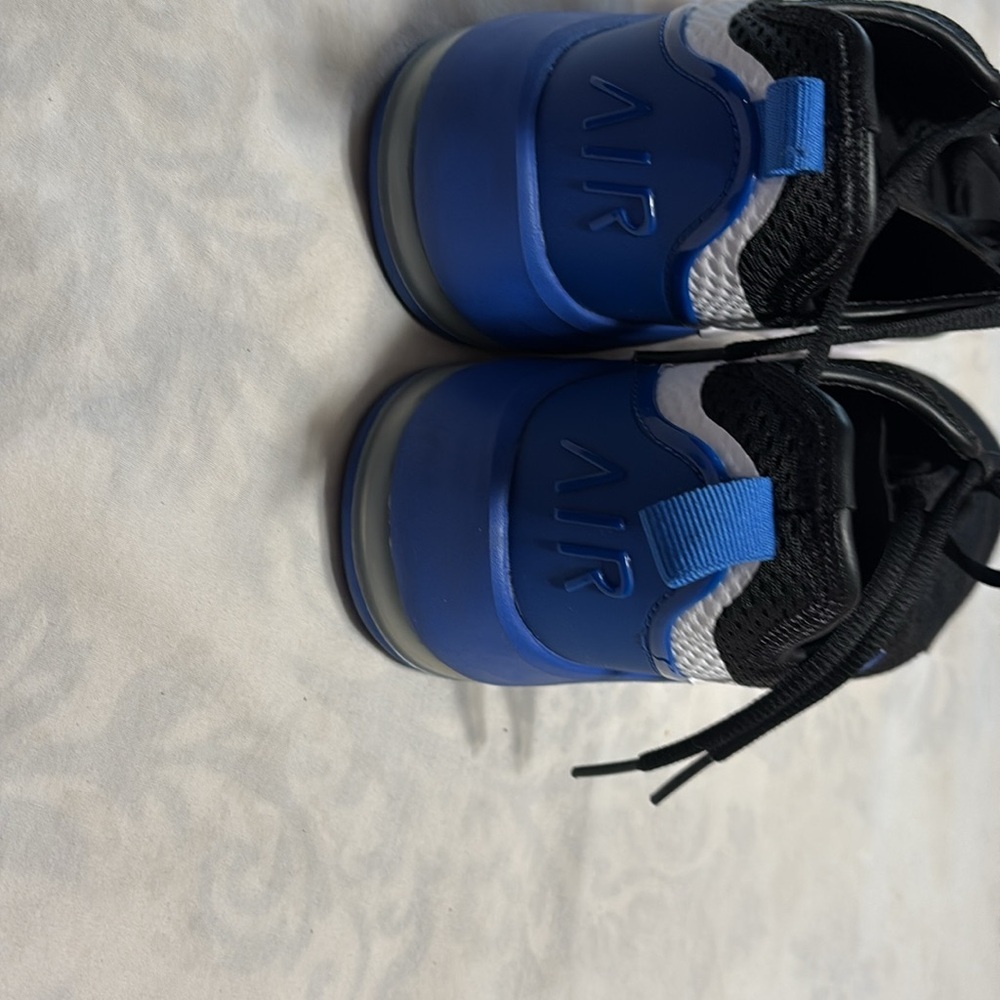 Size 8.5 men’s shoe - Picture 7 of 15